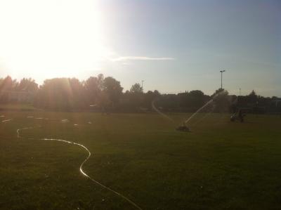 Bewässerung am Sportplatz Kanzach (Bild vergrößern)