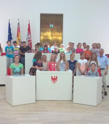 Foto zur Meldung: Besuch im Landtag