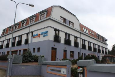 Das Sporthotel in Zruc (Bild vergrößern)