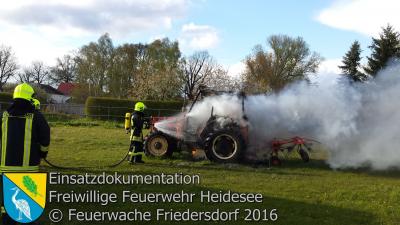 Einsatz 14/2016 | Traktor in Vollbrand | Friedersdorf Wilhelmstraße (Bild vergrößern)