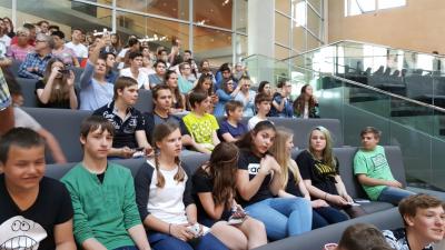 Unsere Klasse 8 zu Besuch im Bundestag (Bild vergrößern)