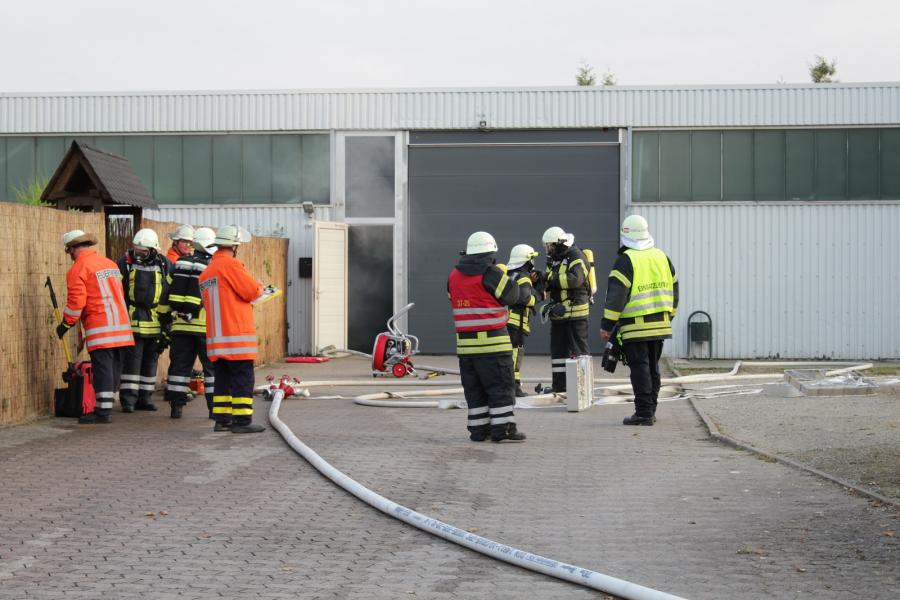 Vorschaubild der Meldung: Maschinenbrand in Eldagsen