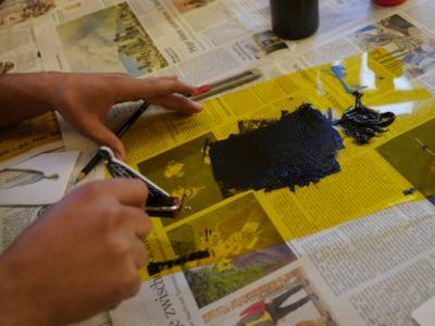 Foto zu Meldung: MIT KUNST - ästhetische Bildung für geflüchtete junge Erwachsene zwischen 18 und 26 Jahren