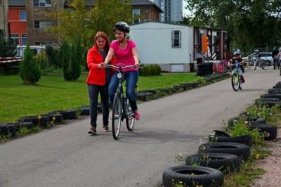 Foto zu Meldung: Dringend Helme für Fahrradkurs gesucht