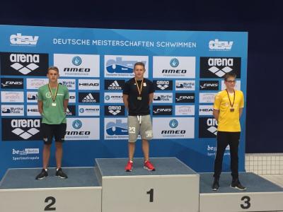 Deutsche Jahrgangsmeisterschaften Schwimmen - Medaillen für nordhessische Schwimmerinnen und Schwimmer