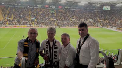 v.l. Sponsor Steffen Hillig, Matthias George (SV Empor Tröbigau), Frank Hornuff (TSG Bretnig-Hauswalde), Karsten Bergel