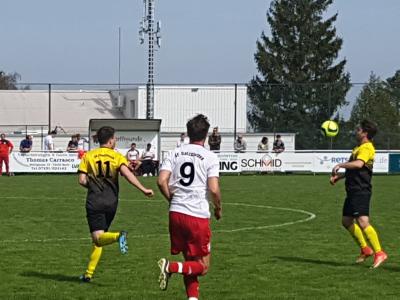 Fussball - Wichtiger Sieg im Heimspiel gegen Oberiflingen (Bild vergrößern)