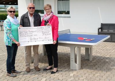 Spenden ermöglichen Kauf einer Outdoor-Tischtennisplatte
