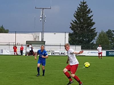 Fussball (Bezirksliga) - Herzschlagfinale beim Spiel gegen die SG Vöhringen (Bild vergrößern)