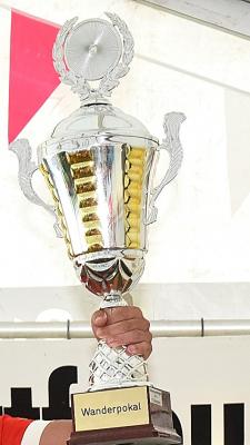 Fussball - Sportfreunde werden Dritter beim diesjährigen Steinachpokalturnier / Haiterbach gewinnt erstmals das Turnier (Bild vergrößern)