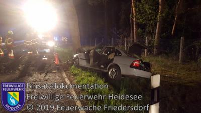 Einsatz 23/2019 | PKW gegen Baum > 1 verletzte Person | L39 OV Kolberg - Prieros (Bild vergrößern)