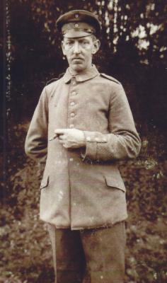 Ludwig Saggau in der Weltkriegs-Uniform