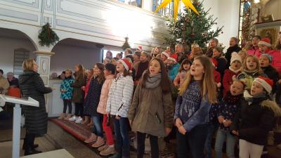 Weihnachtssingen in der Zerkwitzer Kirche