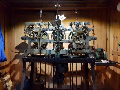 Uhrwerk im Turm der Stadtpfarrkirche Beelitz - kreative Ingenieurskunst!