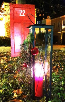 Foto zur Meldung: Beeskow leuchtet -  Laternen für die Händler der Beeskower Innenstadt