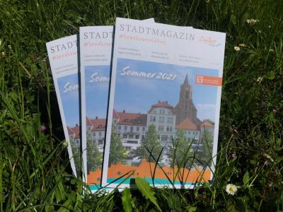 Foto zur Meldung: Die 1. Ausgabe des Stadtmagazin für Beeskow ist eingetroffen