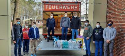 Feuerwehr unterstützt Spendenaktion der Grund- und Oberschule Neuenkirchen (Bild vergrößern)