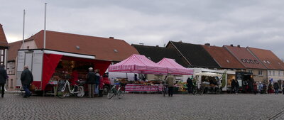 Geänderte Verkaufszeit auf dem Wusterhausener Wochenmarkt