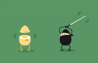 Foto: Ei vs. Ninja-Ei Foto zur Meldung: JVU wünscht schöne Ostern