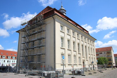 Foto zu Meldung: Bauarbeiten am Rathaus beginnen
