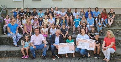Spendenübergabe der Grundschule und Mittelschule Sennfeld (Bild vergrößern)