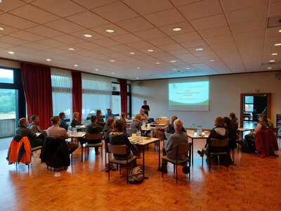 Fachaustausch zum Thema regionales Saatgut in Waake (Bild vergrößern)