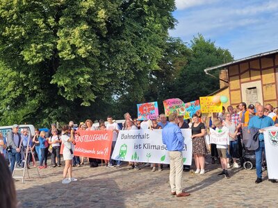 545 Unterschriften übergeben - Unterschreiben Sie weiter für den Erhalt der Bahnstrecken Kyritz - Pritzwalk - Meyenburg