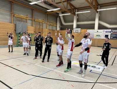 Foto zur Meldung: Einheit gewinnt mit Vollgas-Handball deutlich in Görlitz