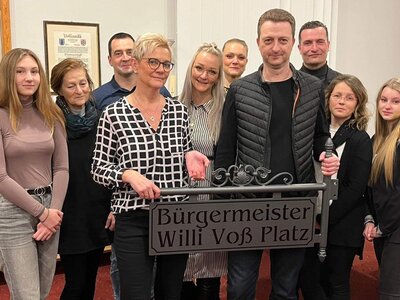 Foto zur Meldung: Bürgermeister Willi Voß Platz