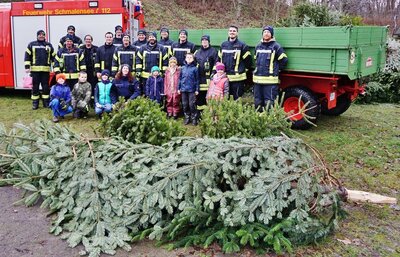 Foto zur Meldung: Feuerwehr Schmalensee beendet am 28. Januar Weihnachten auf ihre Weise
