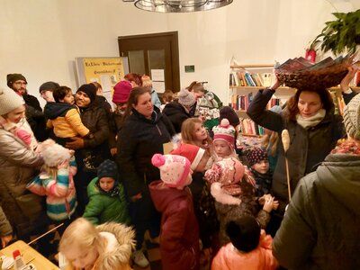 Foto zur Meldung: Lesung für Kinder in der Stadtbibliothek im OT Gatersleben am 16. Dezember 2022