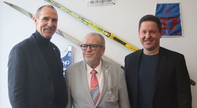 Foto (Kreissportbund): Nach dem Informationsaustausch in Berlin (v. l.) Frank Ullrich, Detlev Leissner, Hannes Walter.