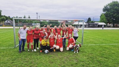 Foto zu Meldung: Spielgemeinschaft Kirchwehren/Everloh gewinnt Turnier beim SV Odin