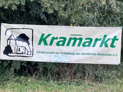 Krammarkt an der Dorfkirche
