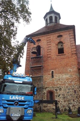 Foto zur Meldung: Neue Glocken für die Kirche Schorrentin
