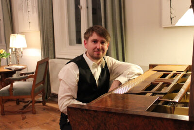Meldung: Klavierkonzert in Genthin mit dem Pianisten Ronny Kaufhold am 10.11.2023 um 19 Uhr