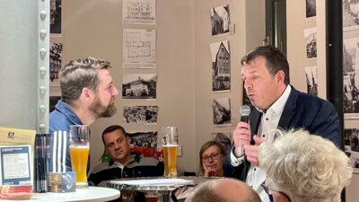 Meldung: Auf ein Bier Herr Pfarrer mit Bürgermeister Christian Oeldorf