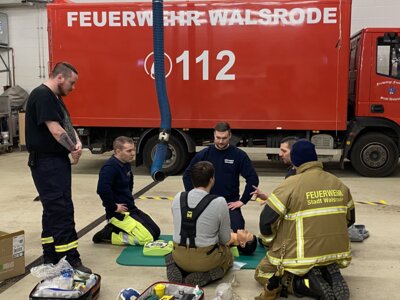 Erste Hilfe Ausbildung (Bild vergrößern)