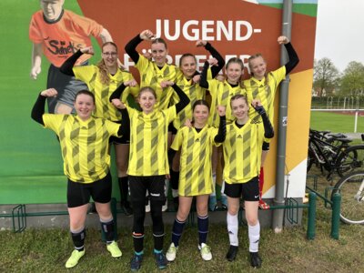Mädchen erobern das Fußballfeld: Qualifikation für das Regionalfinale in Anklam am 02.05.24