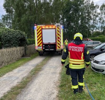 Foto zur Meldung: Einsatzbericht 18/2024 - 10.05.2024 - B2 RD Gartenlaube in Vollbrand, Weißwasser