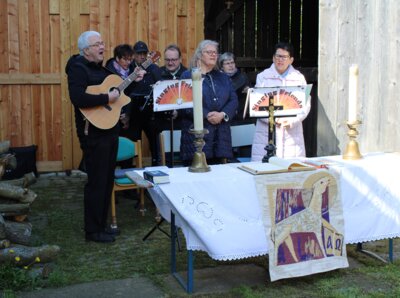 Link to: Strahlend blauer Himmel begleitet Christi Himmelfahrt