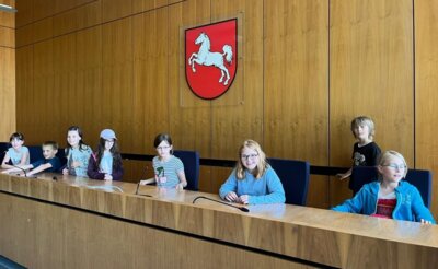 Foto zur Meldung: Zu Besuch bei Gericht
