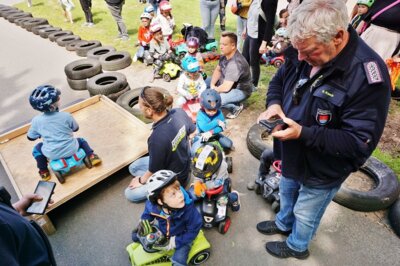 Foto zur Meldung: Das war das 2. Bobbycar-Rennen der Feuerwehr Schmalensee