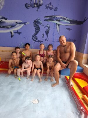 Fortgeschrittenenschwimmkurs für Kinder im Hallenbad Gedern erfolgreich durchgeführt (Bild vergrößern)