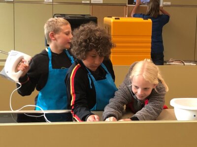 Foto zur Meldung: Eindrücke aus dem WPK Kochen und Backen