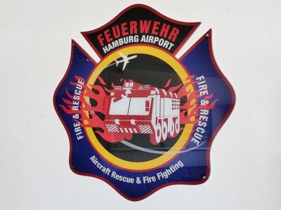Foto zur Meldung: Eingetaucht in eine andere Dimension – Feuerwehrbesuch in HH-Fuhlsbüttel