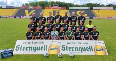 Foto zur Meldung: Einheit feiert „100 Jahre Handball“