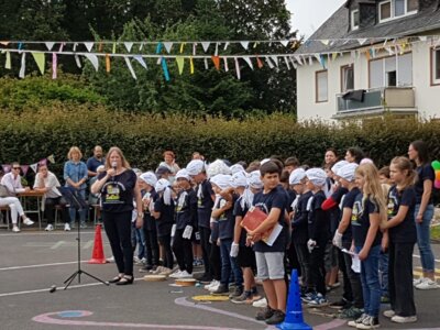 „Berühmte Leute – früher und heute“  Projekttage und Präsentationstag an der Grundschule Kleinich (Bild vergrößern)