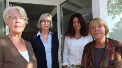 Aktiv in der Hospizbewegung: Brigitte DeByl (v. l.), Doris Klima, Petra Rösler und Marlies Ibrügger. | © Joe Cubick (Bild vergr&ouml;&szlig;ern)