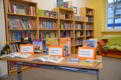 Lesewettstreit der Grundschule: Ein Fest der Bücher und Geschichten (Bild vergrößern)